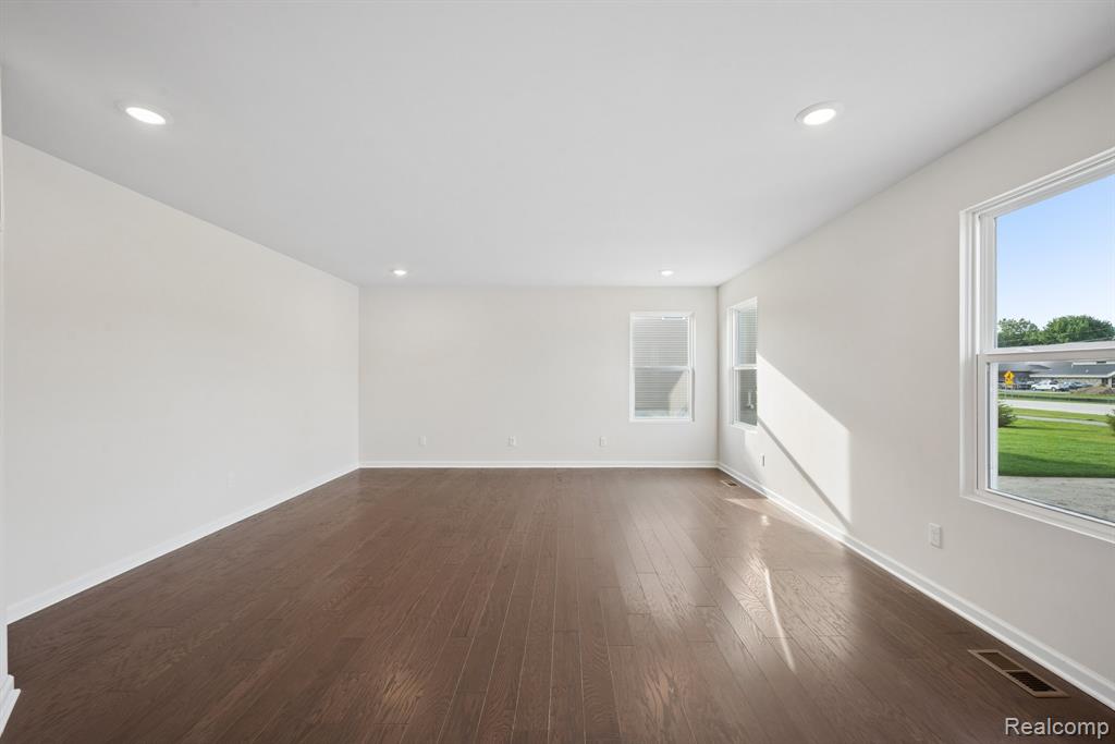 34398 Sandpiper Court Property Photo 10
