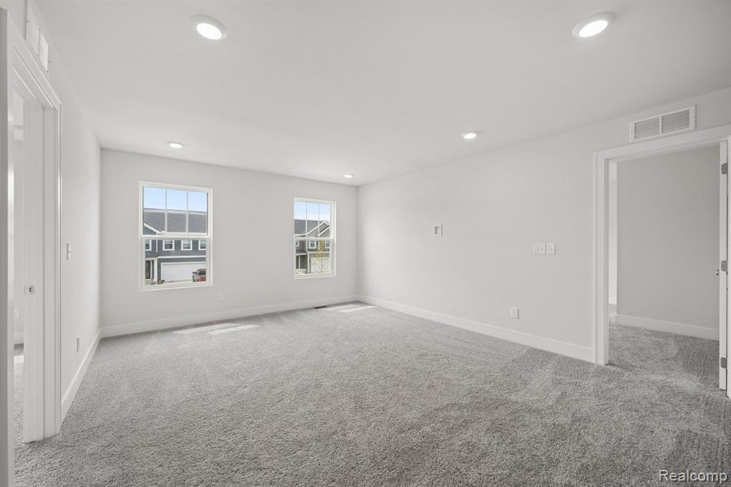 647 Harvest Way Property Photo 15