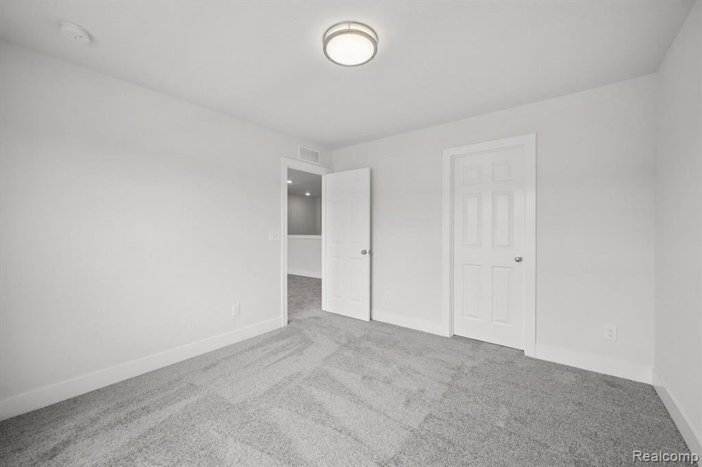 647 Harvest Way Property Photo 26