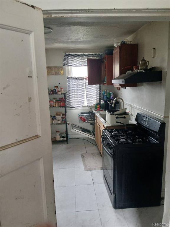 2460 Canton Street Property Photo 9