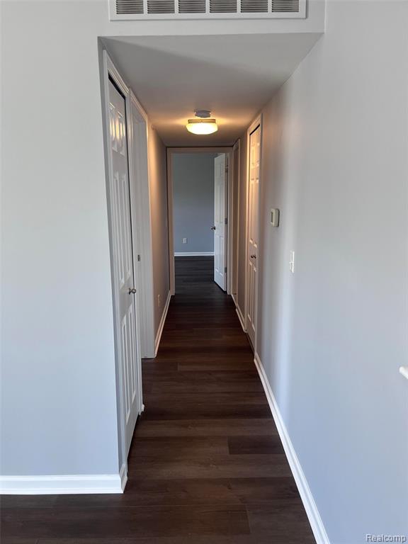 2604 Riversedge Drive Property Photo 8