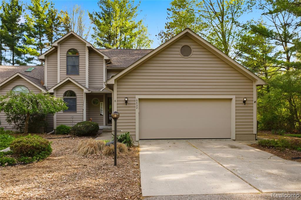 6432 Pinebrook Lane