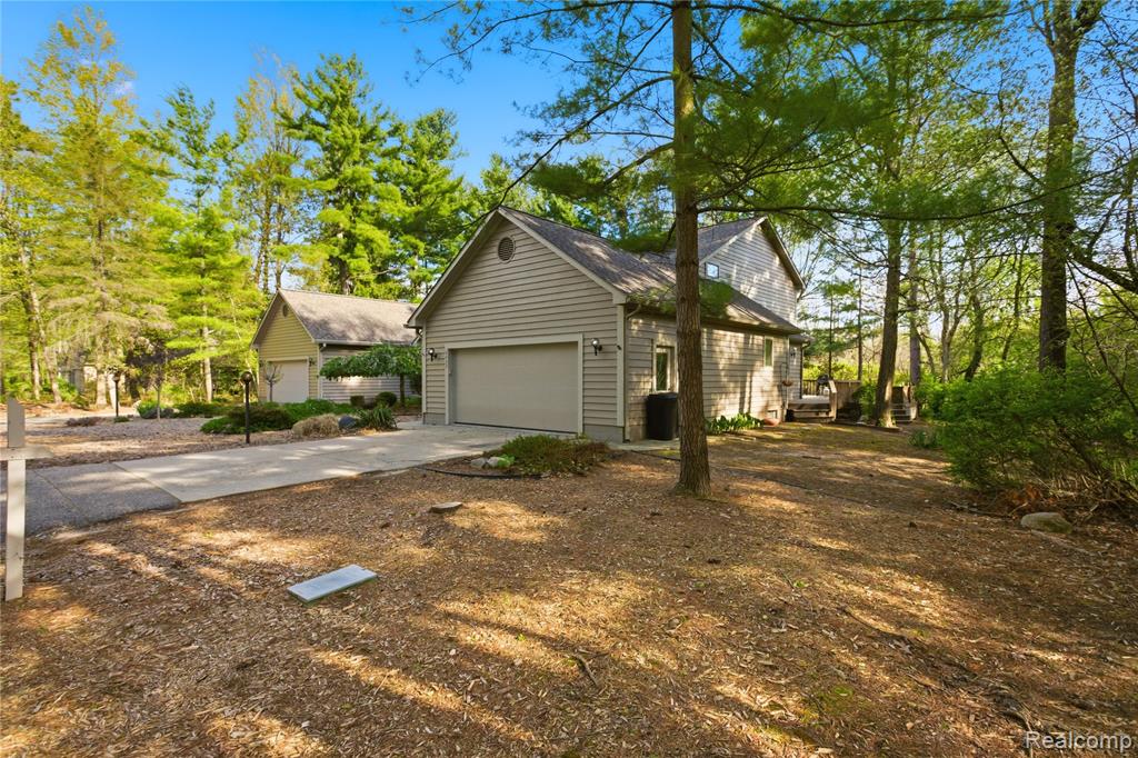 6432 Pinebrook Lane Property Photo 38