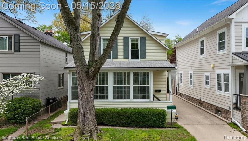 124 Muir Road Property Photo 1