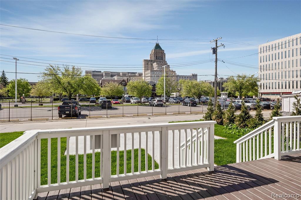 97 Delaware Street Property Photo 3
