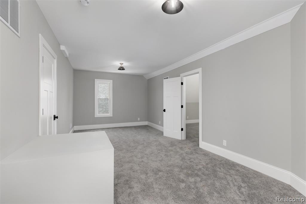 97 Delaware Street Property Photo 26