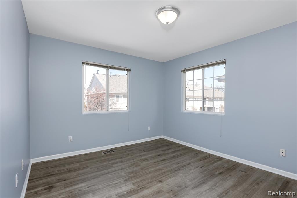 1111 Beaver Run Property Photo 13