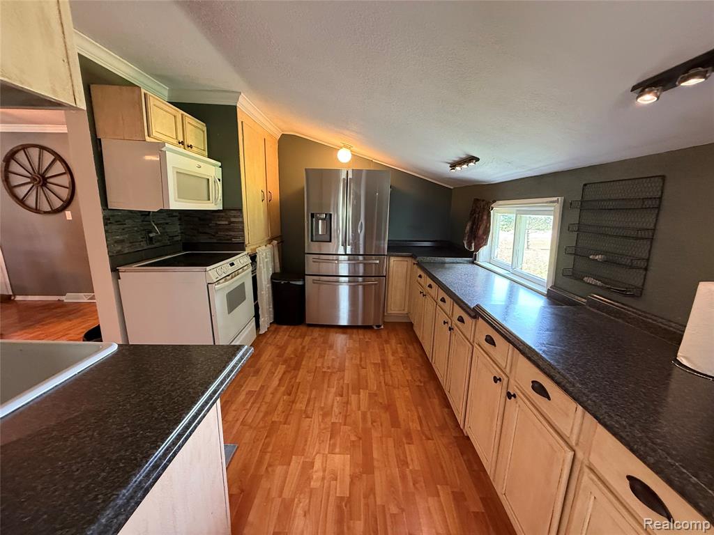 3341 W Baldwin Road Property Photo 5