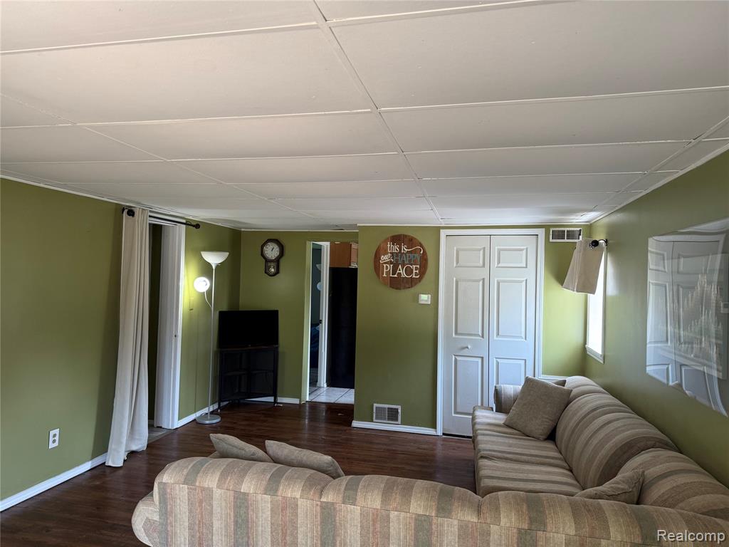 3341 W Baldwin Road Property Photo 11