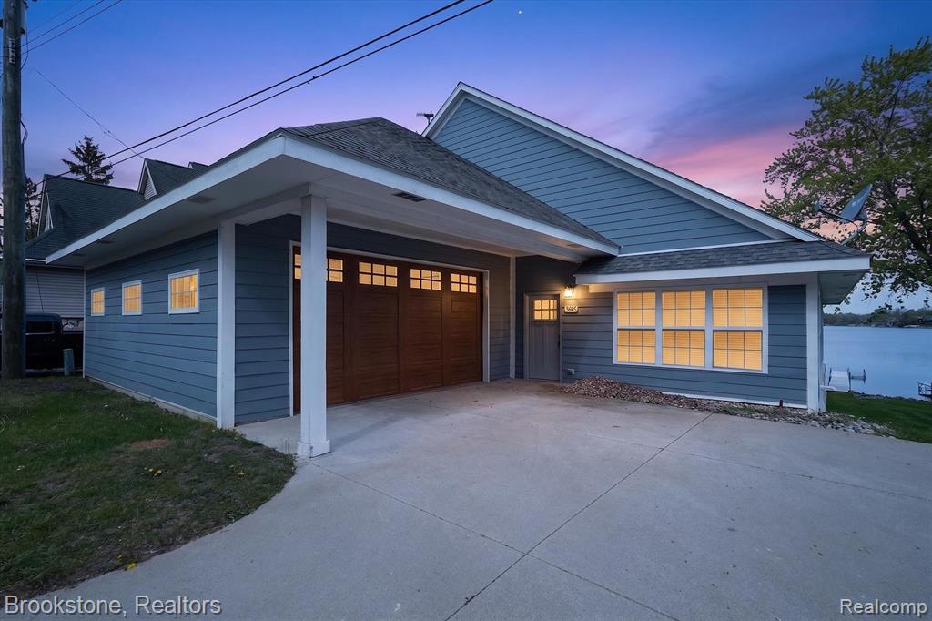 3695 Lotus Drive