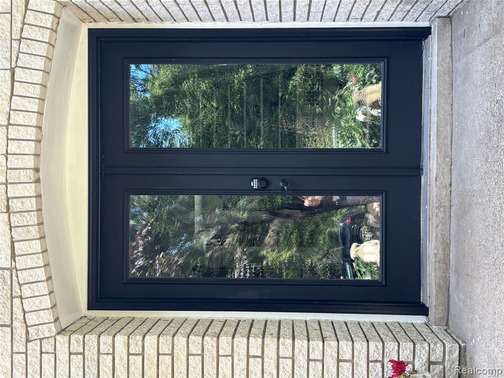 17301 Donohue Road Property Photo 2