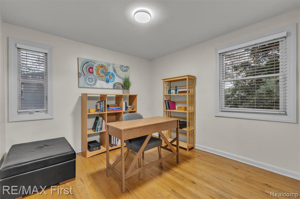 1921 Graefield Road Property Photo 16
