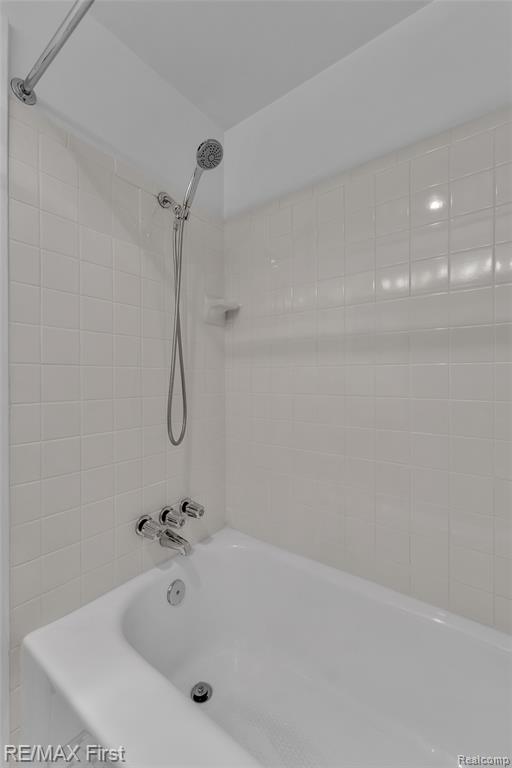 1921 Graefield Road Property Photo 19