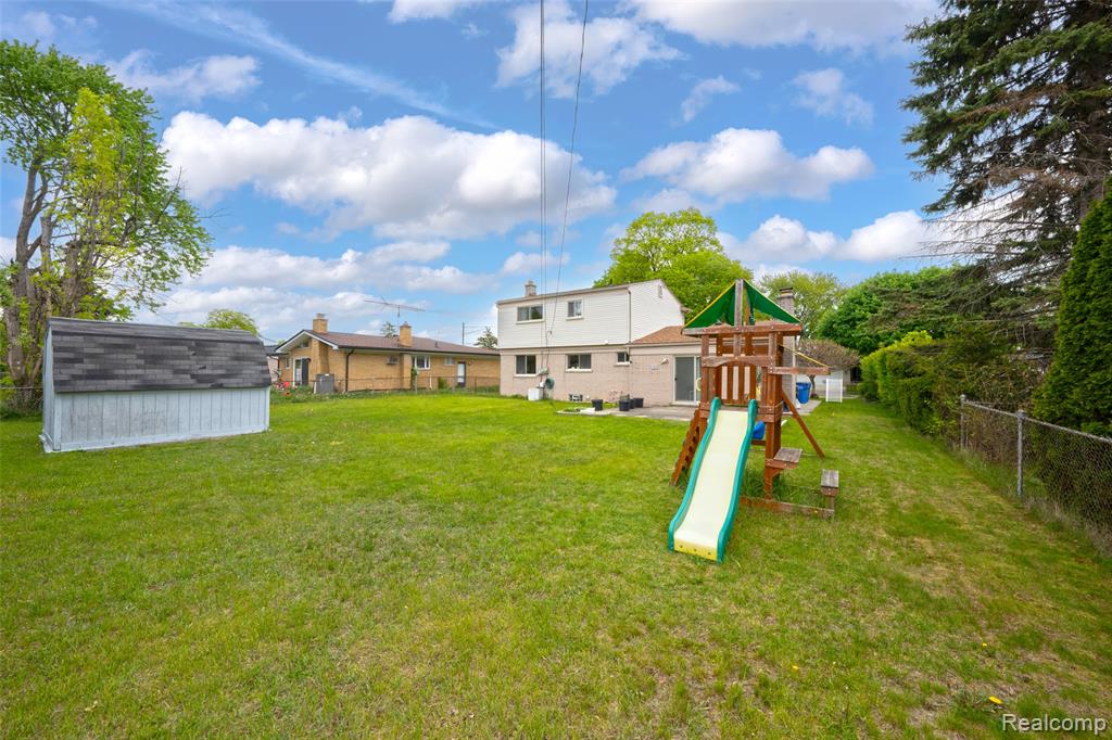 30615 Scrivo Drive Property Photo 6