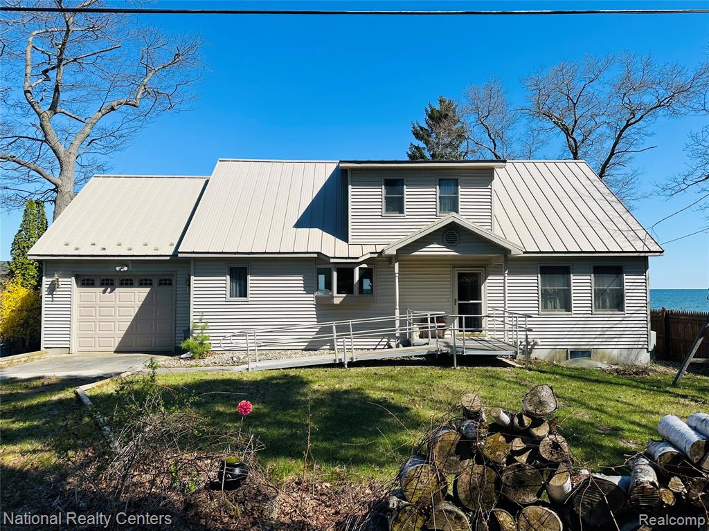 1390 N Us 23 Property Photo 1