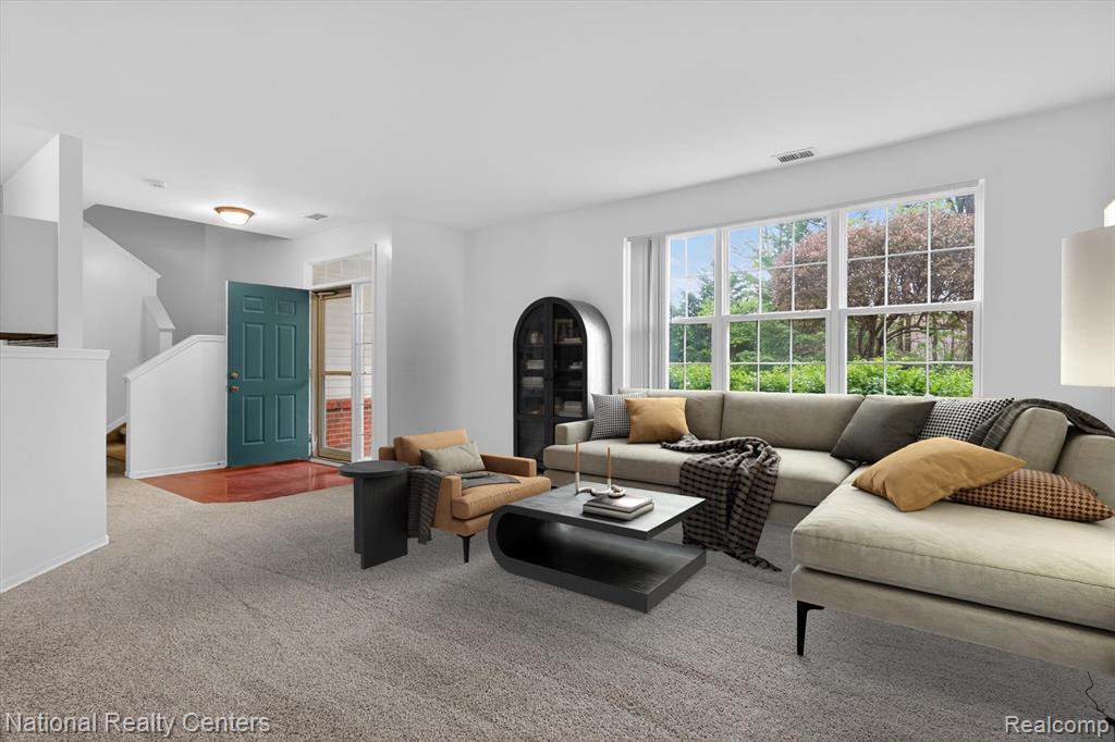 4371 Aster Boulevard Property Photo 6