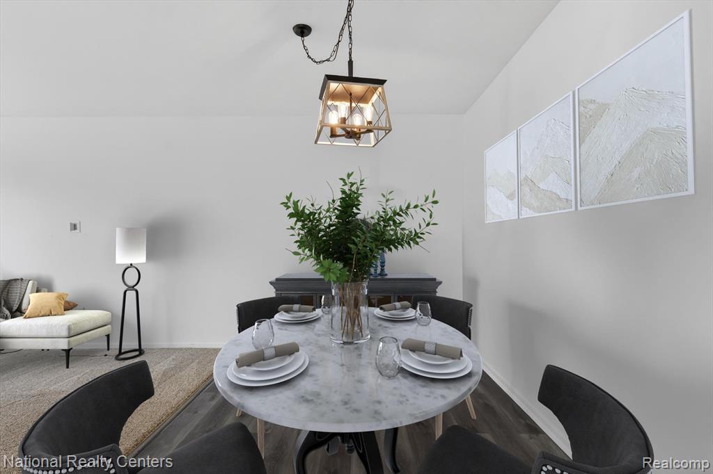 4371 Aster Boulevard Property Photo 9