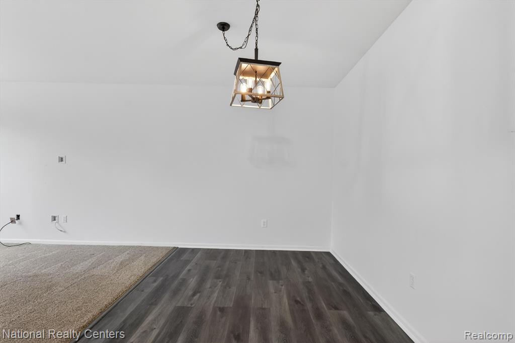 4371 Aster Boulevard Property Photo 17