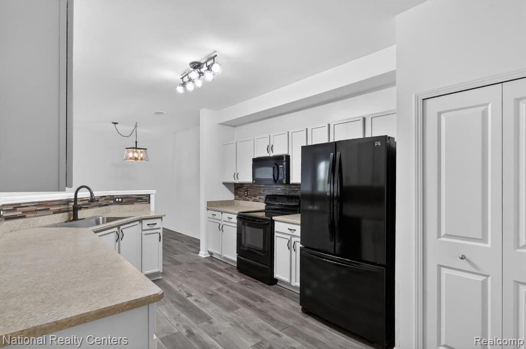 4371 Aster Boulevard Property Photo 21