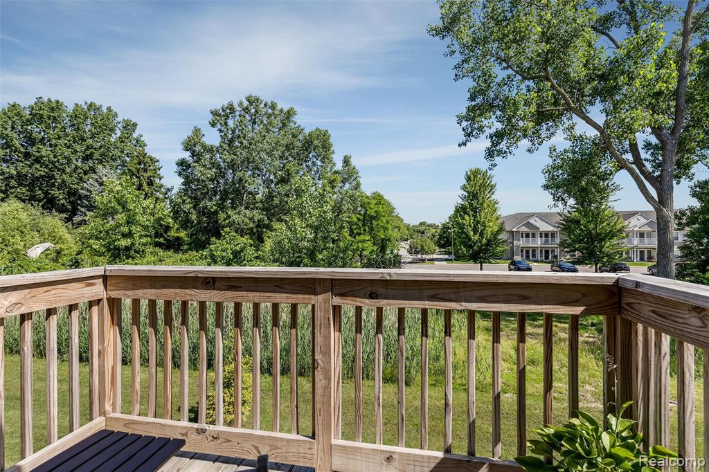 16625 Savor Lane Property Photo 13