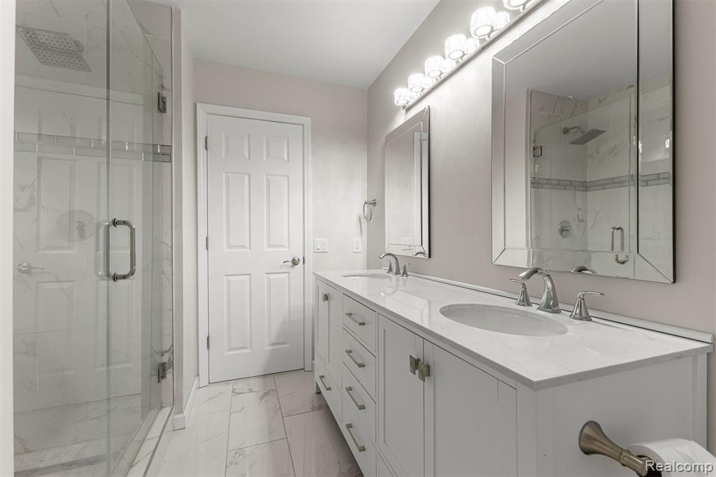 7978 Hoffman Drive Property Photo 23