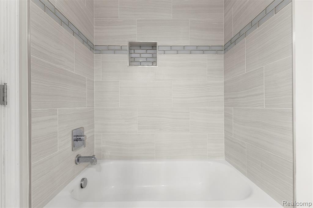 7978 Hoffman Drive Property Photo 29