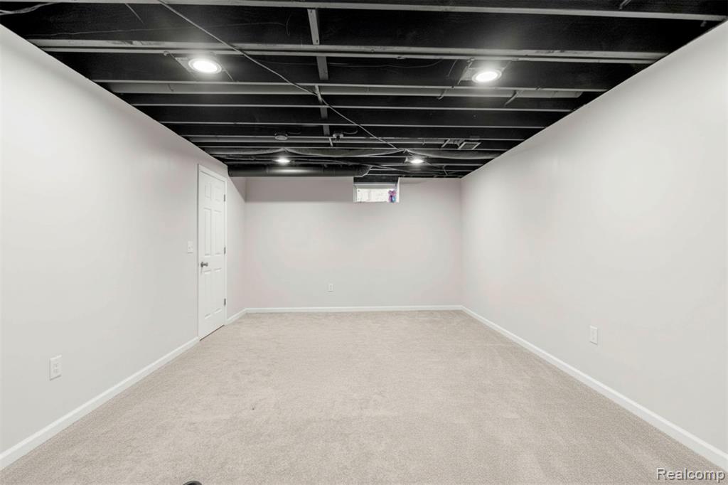 7978 Hoffman Drive Property Photo 30