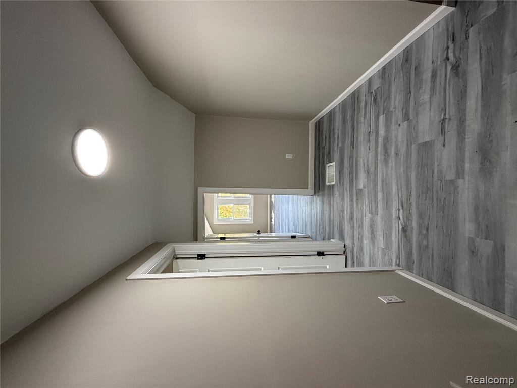 266 W Bennett Avenue Property Photo 28