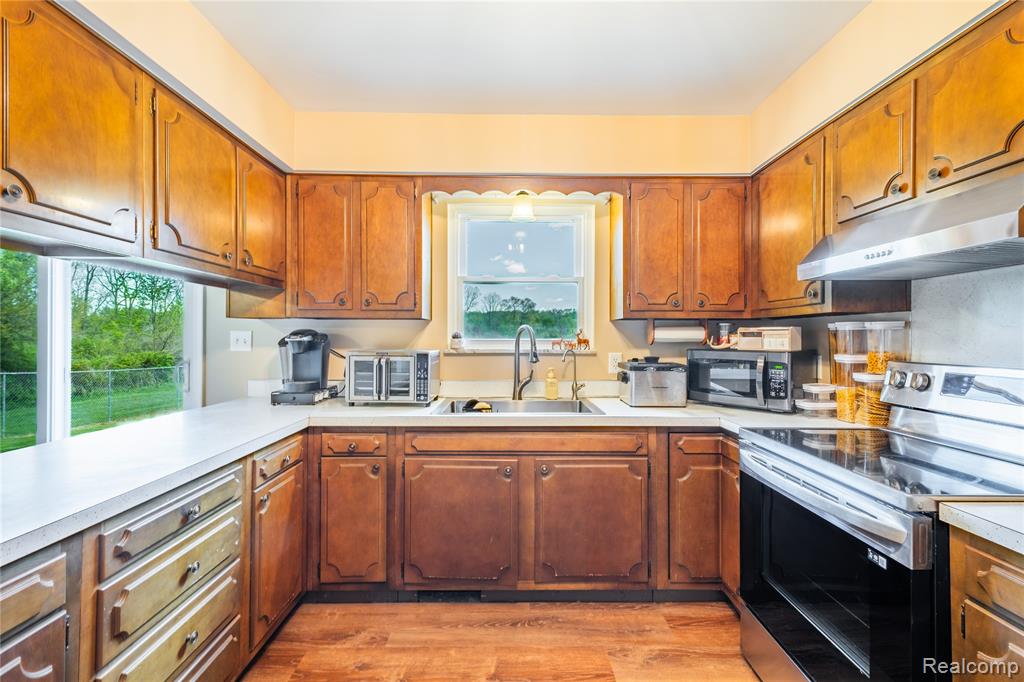 4240 Sheridan Road Property Photo 7