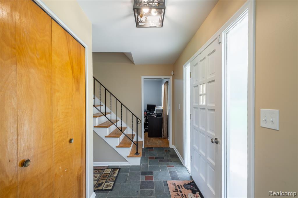 4240 Sheridan Road Property Photo 17