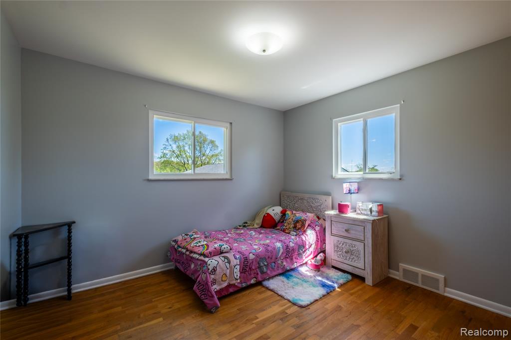 4240 Sheridan Road Property Photo 21