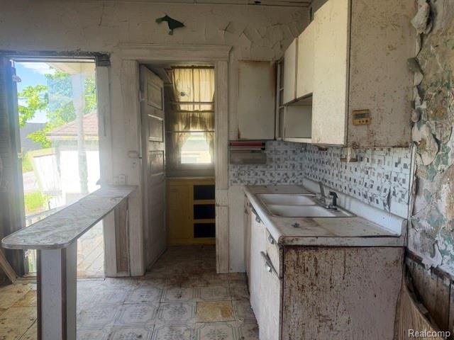 4246 Wabash Street Property Photo 4