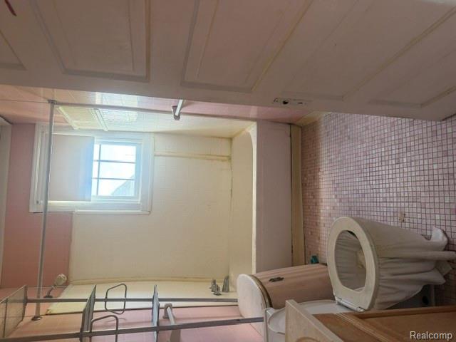 4246 Wabash Street Property Photo 8