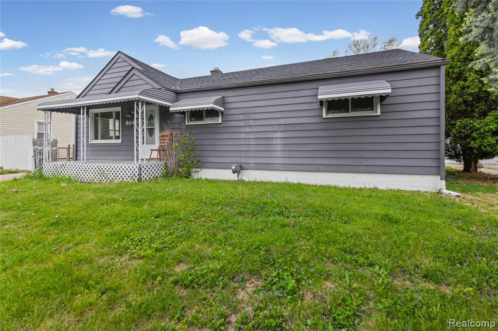8044 Pelham Road Property Photo 4