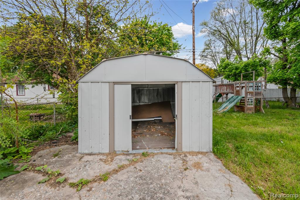 8044 Pelham Road Property Photo 23