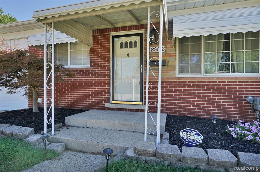 26676 Richard Drive Property Photo 4