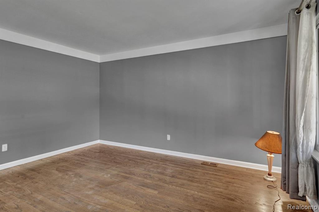26676 Richard Drive Property Photo 8