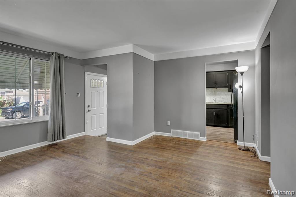26676 Richard Drive Property Photo 9