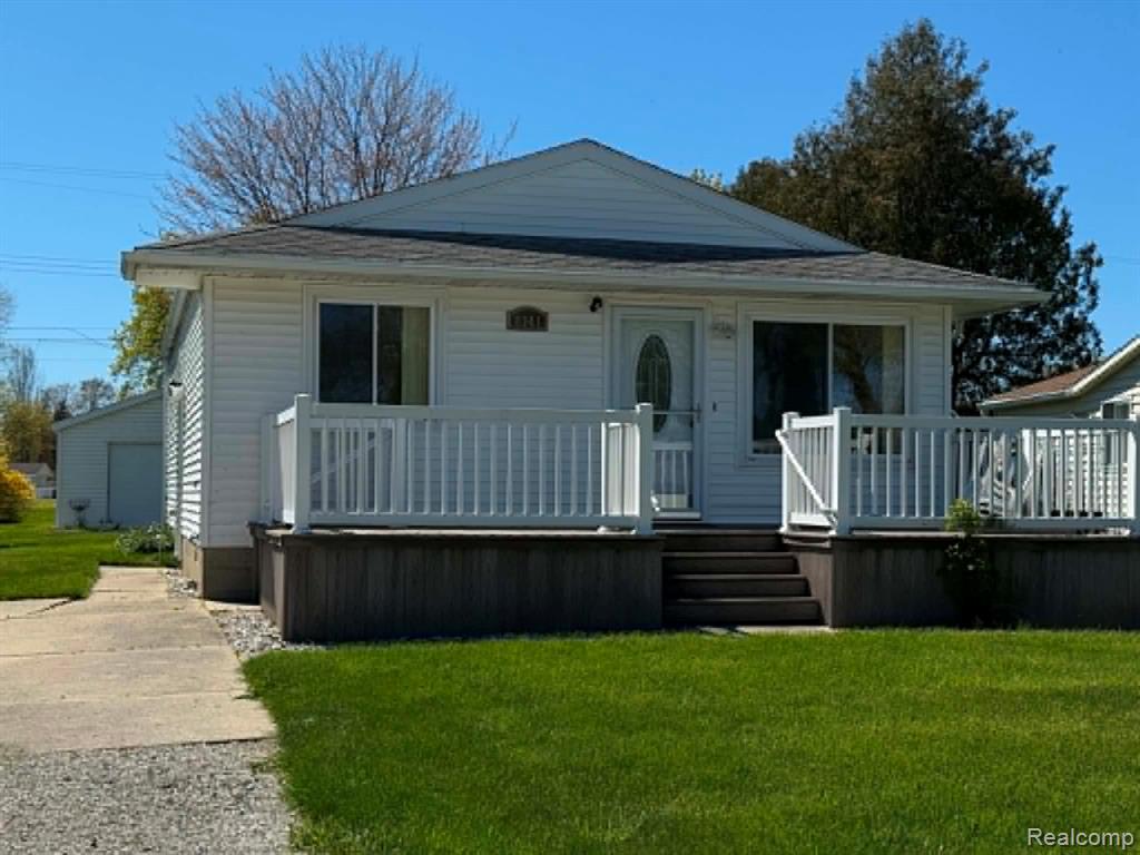 8541 Adams Street Property Photo 1