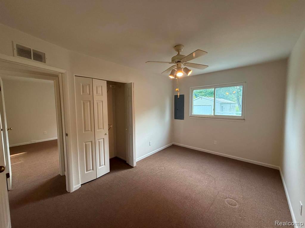 8541 Adams Street Property Photo 3
