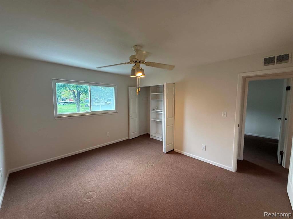 8541 Adams Street Property Photo 4