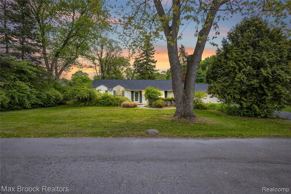 6485 Thurber Road Property Photo 1