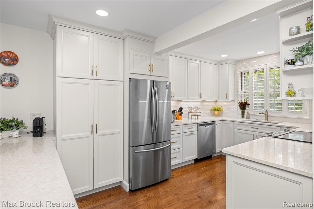 6485 Thurber Road Property Photo 17