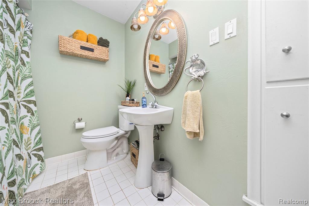 6485 Thurber Road Property Photo 35