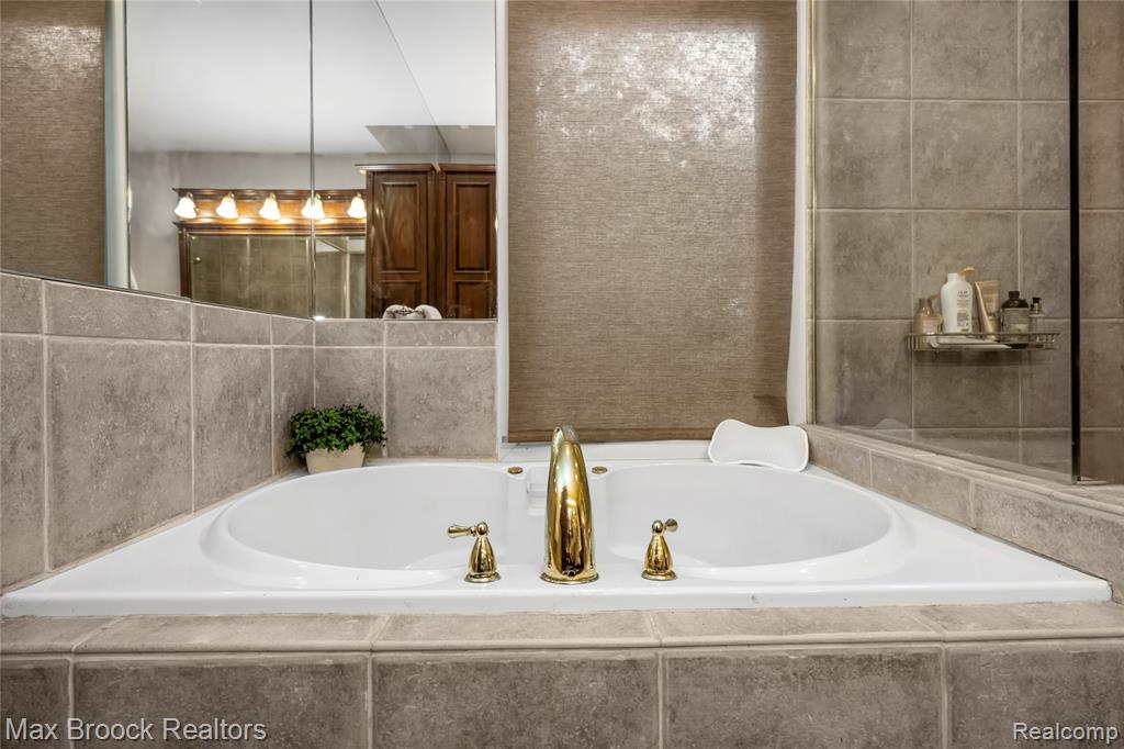 6485 Thurber Road Property Photo 46
