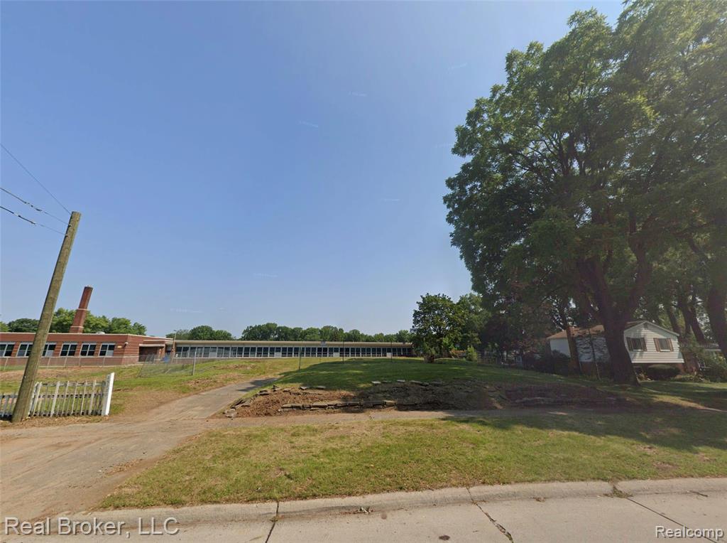 25220 Pennie Street Property Photo 1
