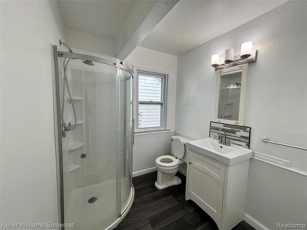 18350 Codding Street Property Photo 7