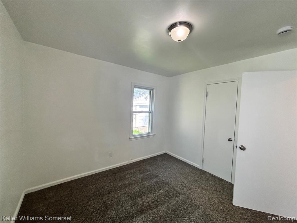 18350 Codding Street Property Photo 9