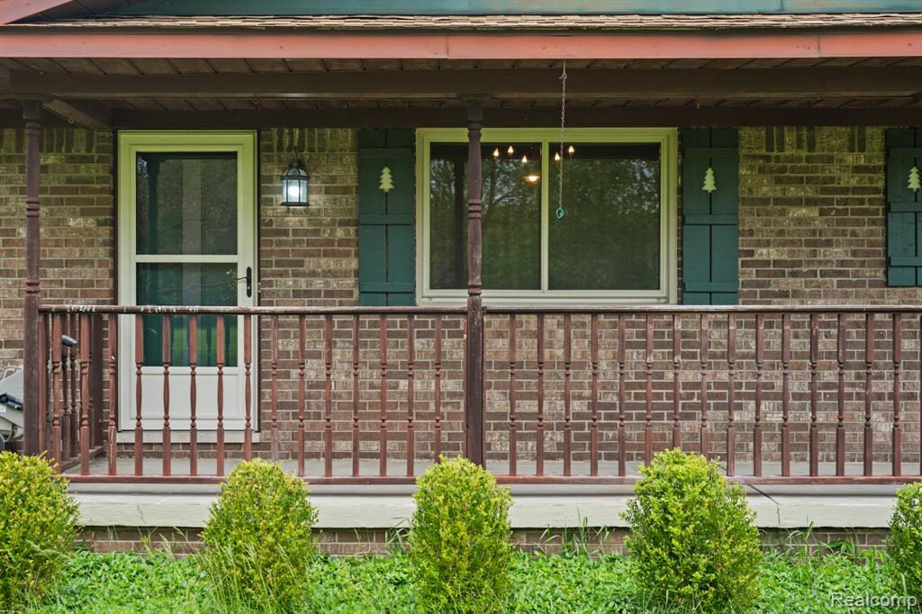 7540 Dexter Pinckney Road Property Photo 11