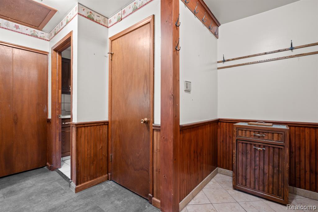 7540 Dexter Pinckney Road Property Photo 44